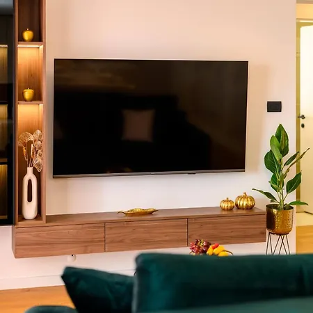 1st Choice - Apartamento