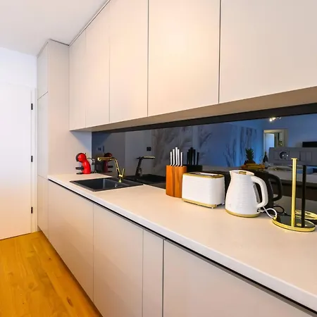 1st Choice - Apartamento