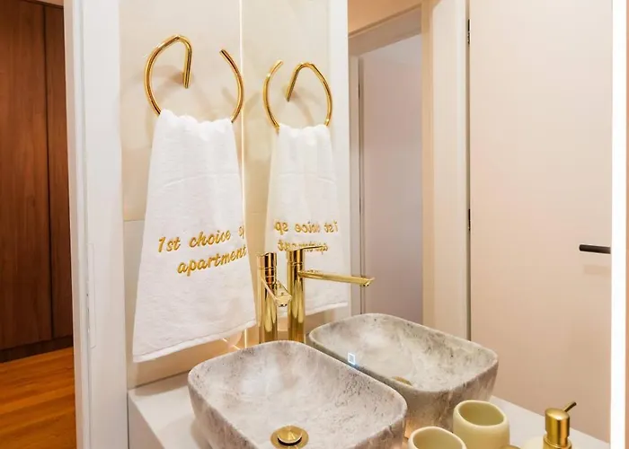 1st Choice - Apartment