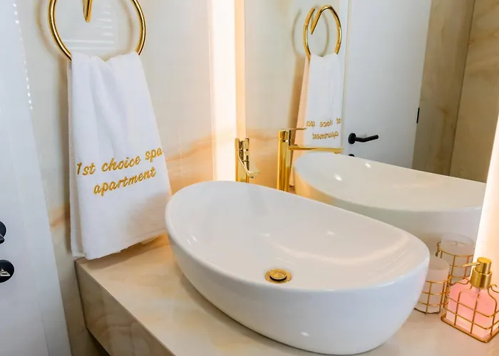 Apartment 1st Choice -