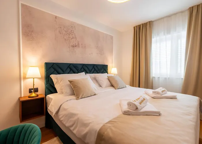 1st Choice - Metković