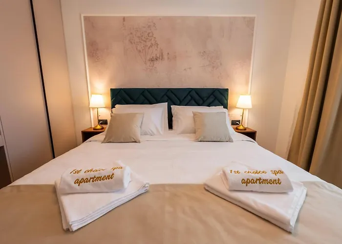 Apartment 1st Choice - *