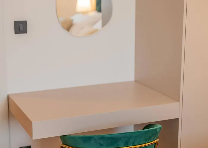 1st Choice - * Metković